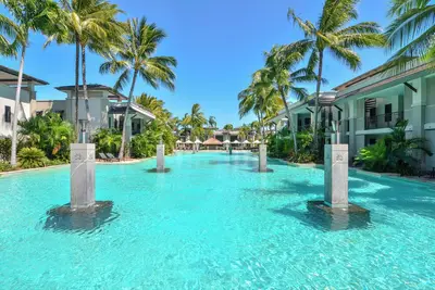 Image de The Posh Penthouse With Rooftop Oasis*Parking*Wifi