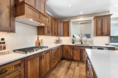 Image de House of Gray • Walking Distance to Lake Cda