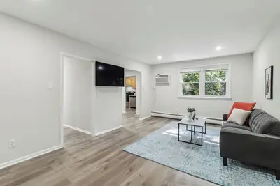 Image de Pine Brook 118 I Modern Corporate 2bd I Parking