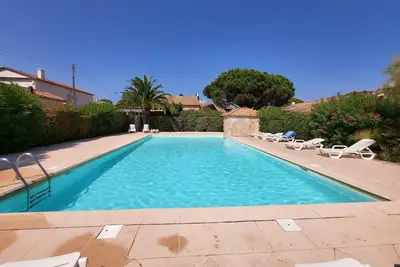 Image de Villa Ste Maxime La Nartelle 6\/8 pers. à 200 m de la plage avec piscine commune