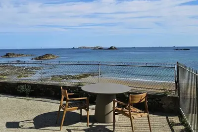 Image de Magnifique vue pleine mer à la Perle Marine - La Terrasse