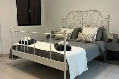 Image de Experience our accessible, pet-friendly paradise, just 5 minutes from the beach