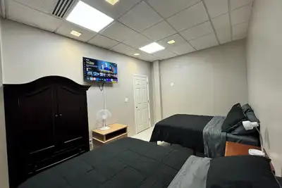 Image de Charming 1-bedroom apartment with Ac, fitness room private parking.