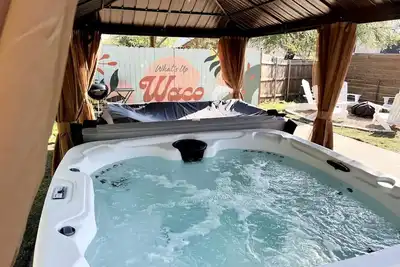 Image de Cedar & Thyme - Hot Tub+ Near Downtown