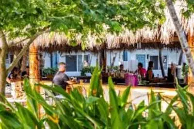 Image de Pompano Beach 2 Bedroom Deluxe at Sea Gardens!
