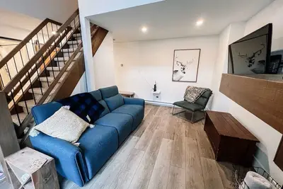 Image de Adventure Awaits: Cozy 2-Bedroom Loft Steps from Ski Lifts and Toby Creek
