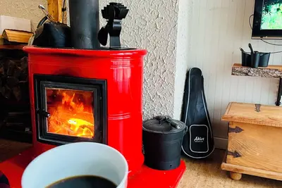 Image de Chalet a stone's throw from Orford Park!
