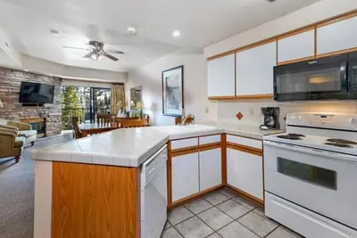 Image de Scenic Villas Near Lake Tahoe w\/ Hot Tubs & Bbq Grills – Outdoor Fun Ahead