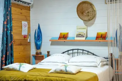 Image de Chalet B. en Bois au Cœur de la Nature + Jacuzzi