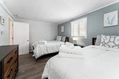 Image de Comfy 1 Br Suite Steps to the Beach (468)