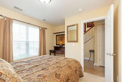 Image de Clancey's Place, a 3-bedroom luxury townhouse near Notre Dame & St. Mary’s!