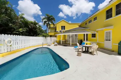 Image de Vida Mejor-East Pool