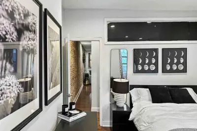 Image de Nyc Xl 3 bedroom 4 bed Brownstone Gem!