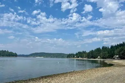 Image de Beach house on Hammersley Inlet