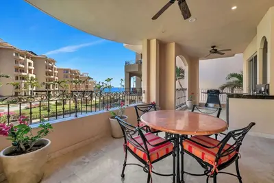 Image de Beachfront, 5 Star, Garden Ocean View