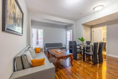 Image de Charming 2br Retreat Steps From Niagara Falls