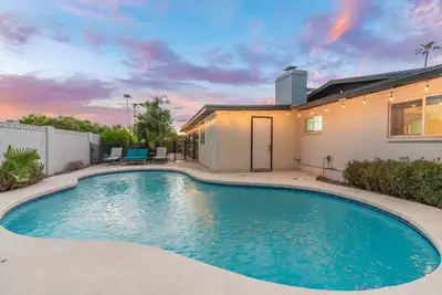 Image de Sparkling Pool | 4 Bedroom | Grill |Great Location