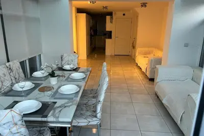 Image de Dartford, 4 Beds, Sleeps 8, near Bluewater and M25