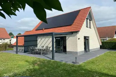 Image de Maison Ă Schoneveld avec Jardin pour Animaux