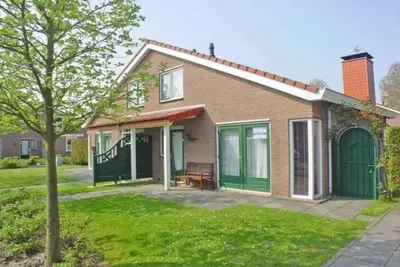 Image de Maison de Vacances Ă Schoneveld avec Jardin