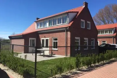 Image de Séjour avec jardin pour les animaux de compagnie