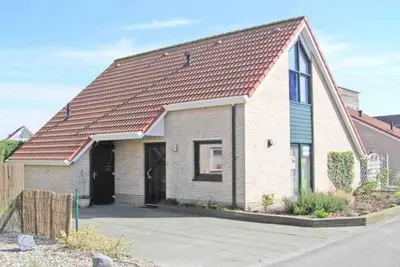 Image de Joli bungalow avec jardin