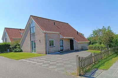 Image de Bungalow près de la plage et phare Breskens