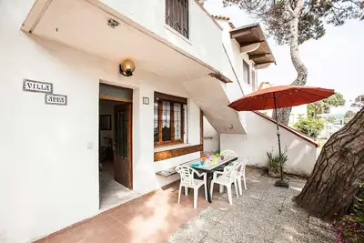 Image de Petite villa tranquille près de la mer - Beahost
