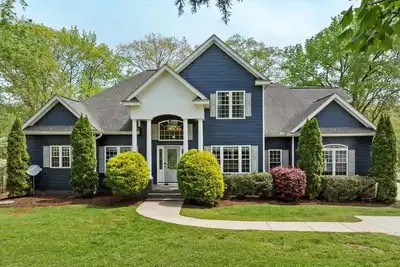 Image de Lake Therapy | Waterfront | Pet-friendly