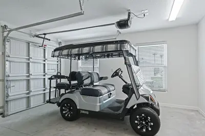 Image de Charming 3\/2 Courtyard Villa with Golf Cart in The Villages – Book Your Stay!