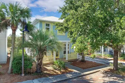 Image de Family Tides 30a - 30a, Near the Beach, Great Location, Community Pool, Fitness!