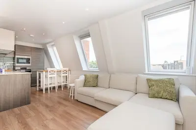 Image de Cosy, Central, Stylish Apartment in Twickenham| Pass the Keys