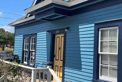 Image de Johnstone-Rutherford Cottage