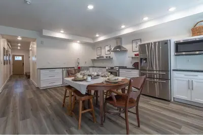 Image de Charming 2-bedroom condo with WiFi, Ac in brilliant Government Camp