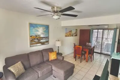 Image de Walking distance to the beach condo in Coco