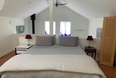 Image de Beautiful rural getaway with private suite full kitchen, wifi and sauna.