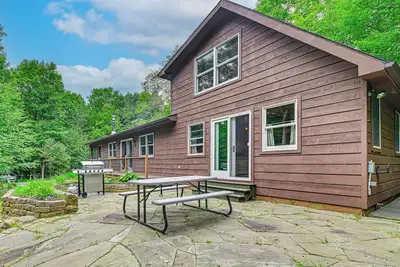 Image de Thendara Cabin on Moose River w/ Game Room!