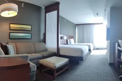 Image de Deluxe Double Retreat | Marinn Place | Near Financial Hub & Metro