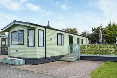 Image de 2 chambres à coucher à Forfar