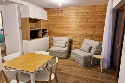Image de Studio récent 3 lits avec balcon sud