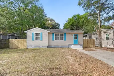 Image de Cozy Cabin Near Downtown & Navy Base