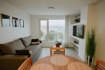 Image de Aunaisin- Amazing centrally located apartment with unique view