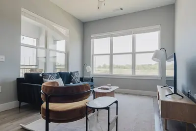 Image de Nice Lost Plains 2br w/ Gym, Pool, W/D & A/C, by Blueground