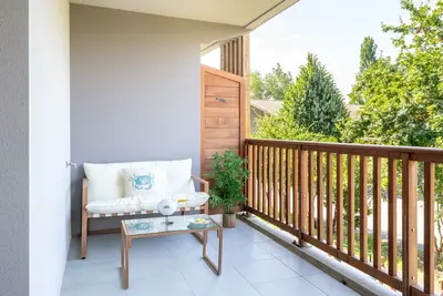 Image de Confortable appartement avec Wifi, climatisation, Tv, balcon, animaux admis et parking