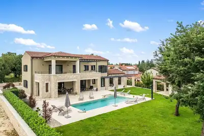 Image de Belle maison de vacances privée avec climatisation, piscine privée, Wifi, Tv, terrasse et parking