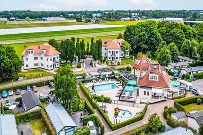Image de Bel appartement dans une maison de vacances avec Wifi, piscine, Tv, terrasse et parking