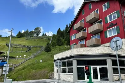 Image de Joli appartement pour 5 personnes avec Wifi, Tv, terrasse, vue panoramique et parking