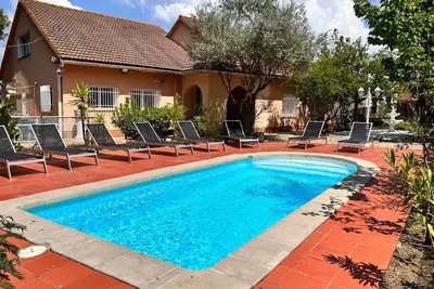 Image de Magnifique maison de vacances privée avec piscine privée, Wifi, Tv, animaux admis et parking