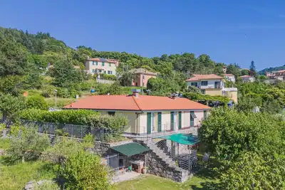 Image de Magnifique maison de vacances pour 8 personnes avec Wifi, Tv, terrasse, animaux admis et parking