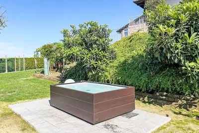 Image de Appartement avec climatisation, piscine, Wifi, Tv, terrasse, animaux admis, vue panoramique, parking